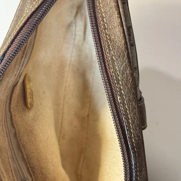 Gucci Plus Monogram Crossbody Bag - Picture 8 of 15